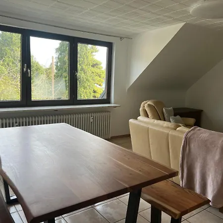 アパート Apartmenthaus St Helena Strasse 80 *