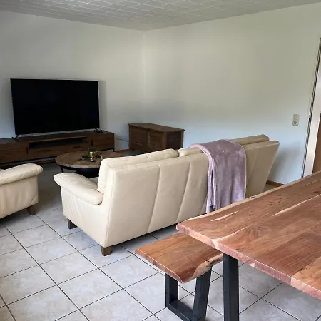 Apartmenthaus St Helena Strasse 80 * Trier