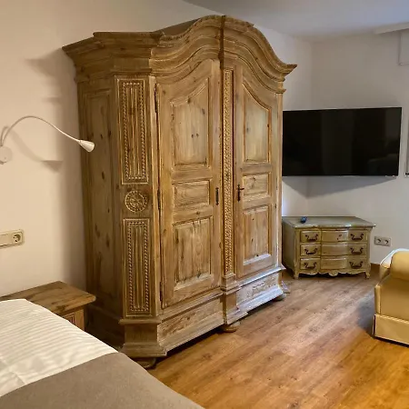 Apartment Apartmenthaus St Helena Strasse 80 *